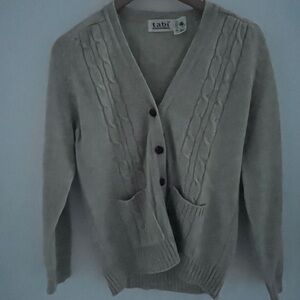 Vintage Tabi cable knit  Cream wodden bottom cardigan virgin wool size medium